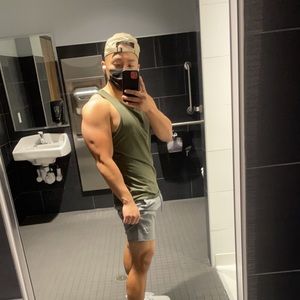 Meet your Posher, Jay